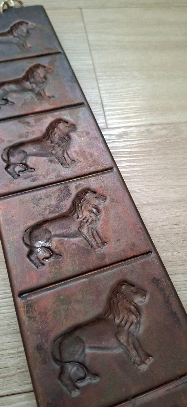 Mooie antieke koperen chocolade vorm leeuw, Ophalen of Verzenden