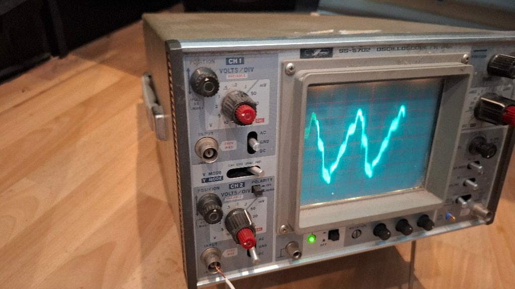 Iwatsu SS-5702 analoge dual-trace oscilloscoop, Doe-het-zelf en Verbouw, Ophalen, Gebruikt