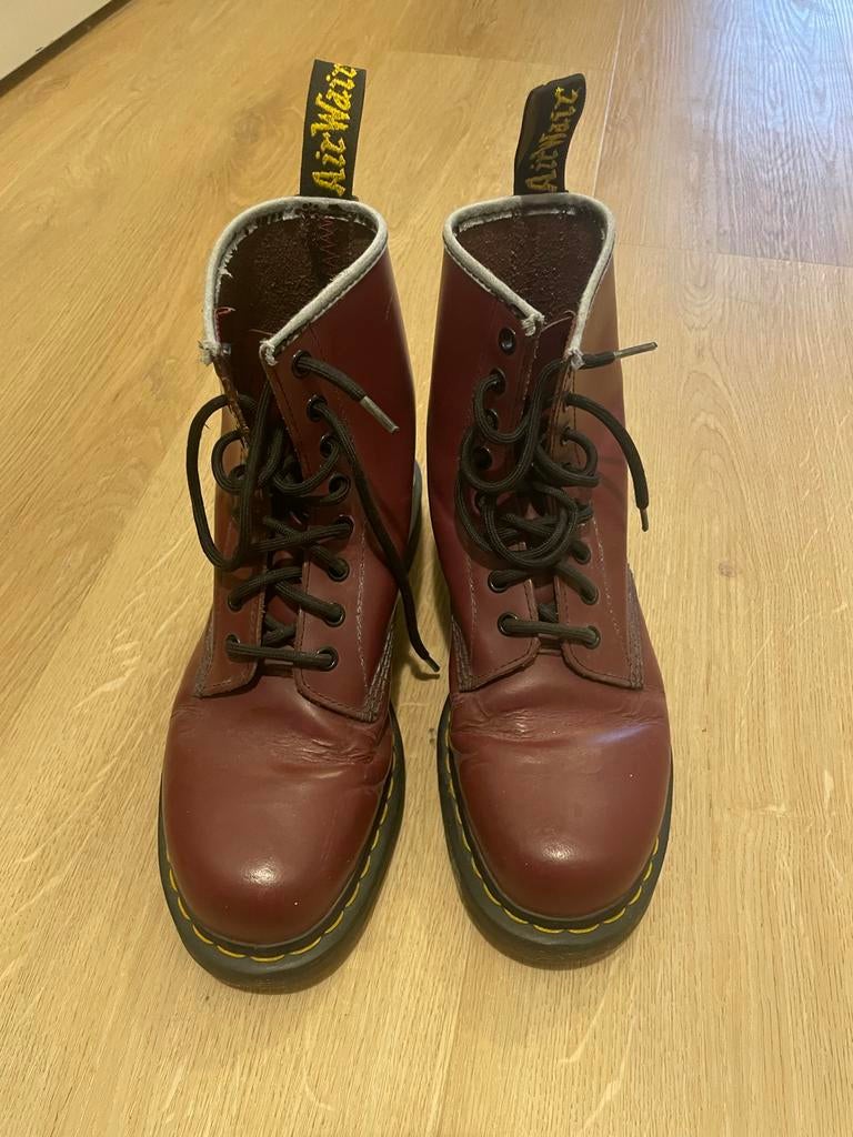 Dr. Martens Wijnrood Maat 40, Kleding | Dames, Schoenen, Ophalen, Gedragen, Rood, Lage of Enkellaarzen