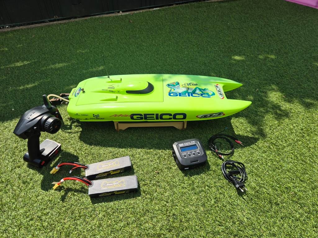 Proboat Miss Geico 29 RC boot, Ophalen of Verzenden, Gebruikt