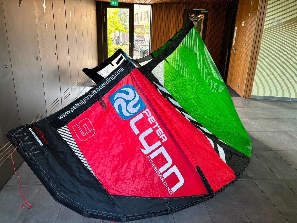Kiteset Peter Lynn Swell - 3x kite, 1x bar ZGAN + overige, Watersport en Boten, Kitesurfen, Directional, Ophalen, Zo goed als nieuw