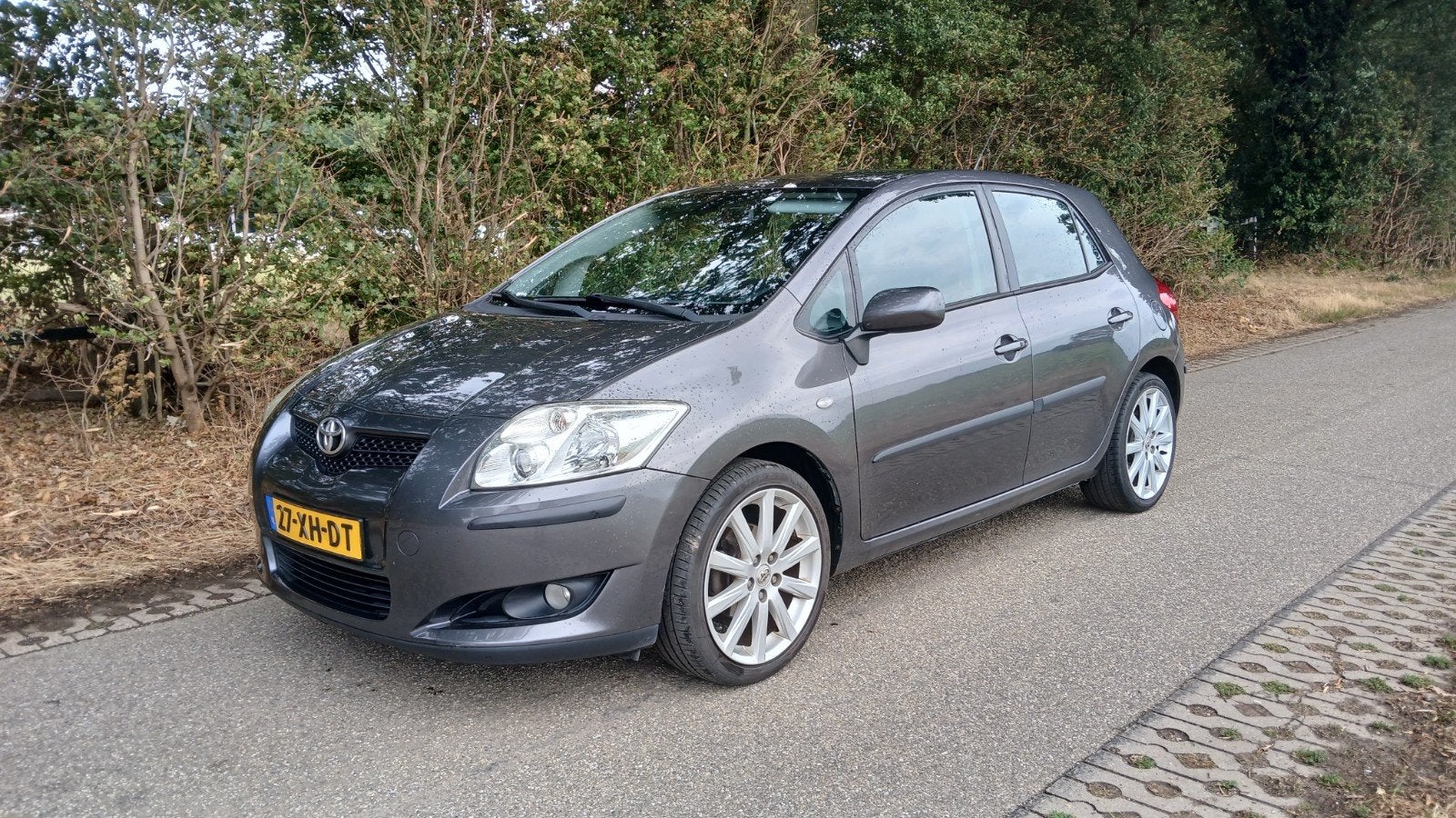 Toyota Auris 1.6 16V 5DR Luxe uitvoering., Auto's, Voorwielaandrijving, 450 kg, 4 cilinders, 123 pk
