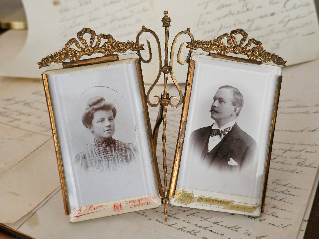 Prachtige antiek dubbele fotolijst / striklijst fotolijstje, Ophalen of Verzenden