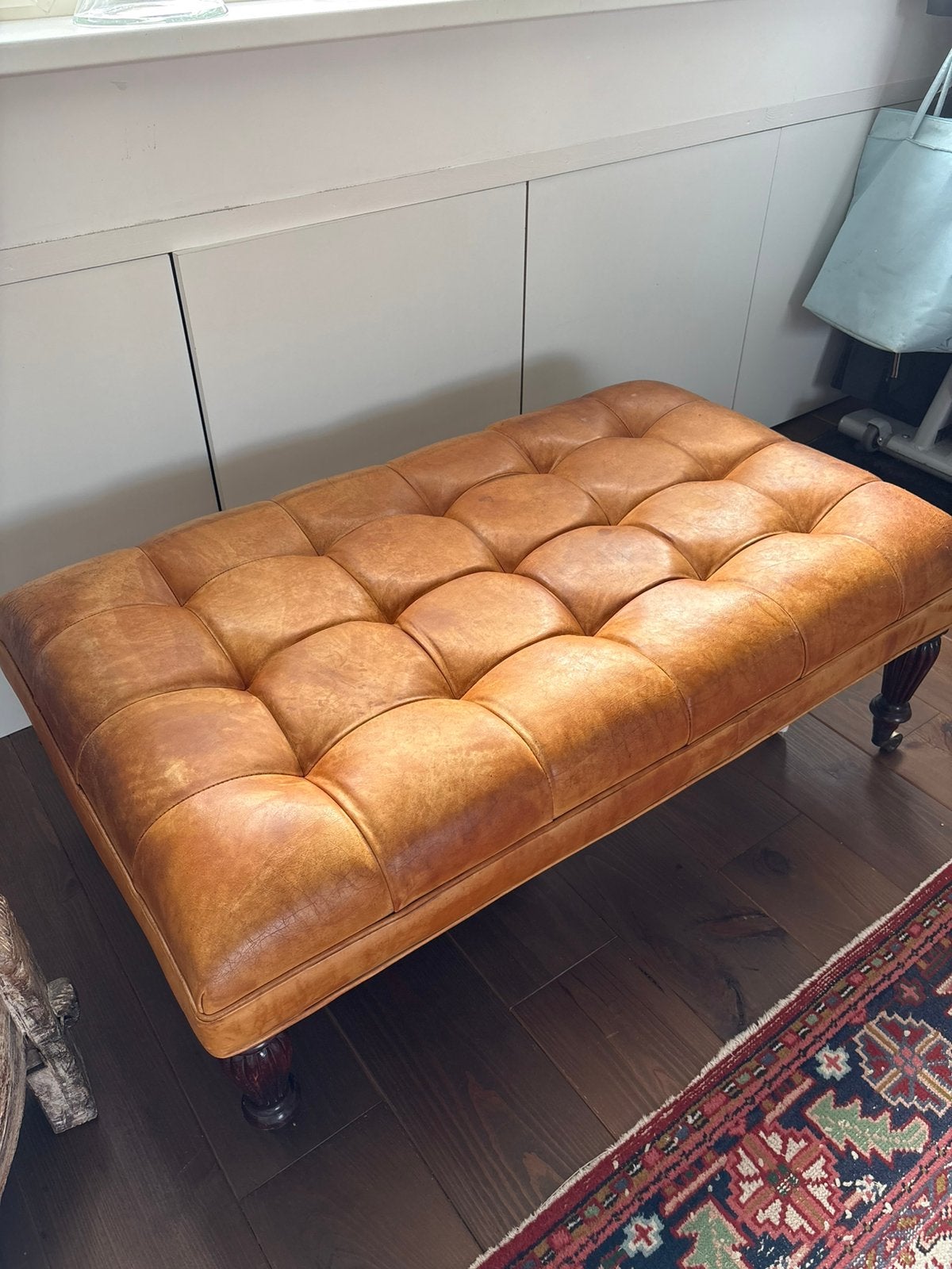 Chesterfield hocker congnac kleur, Ophalen, Gebruikt, Chesterfield, 100 tot 125 cm