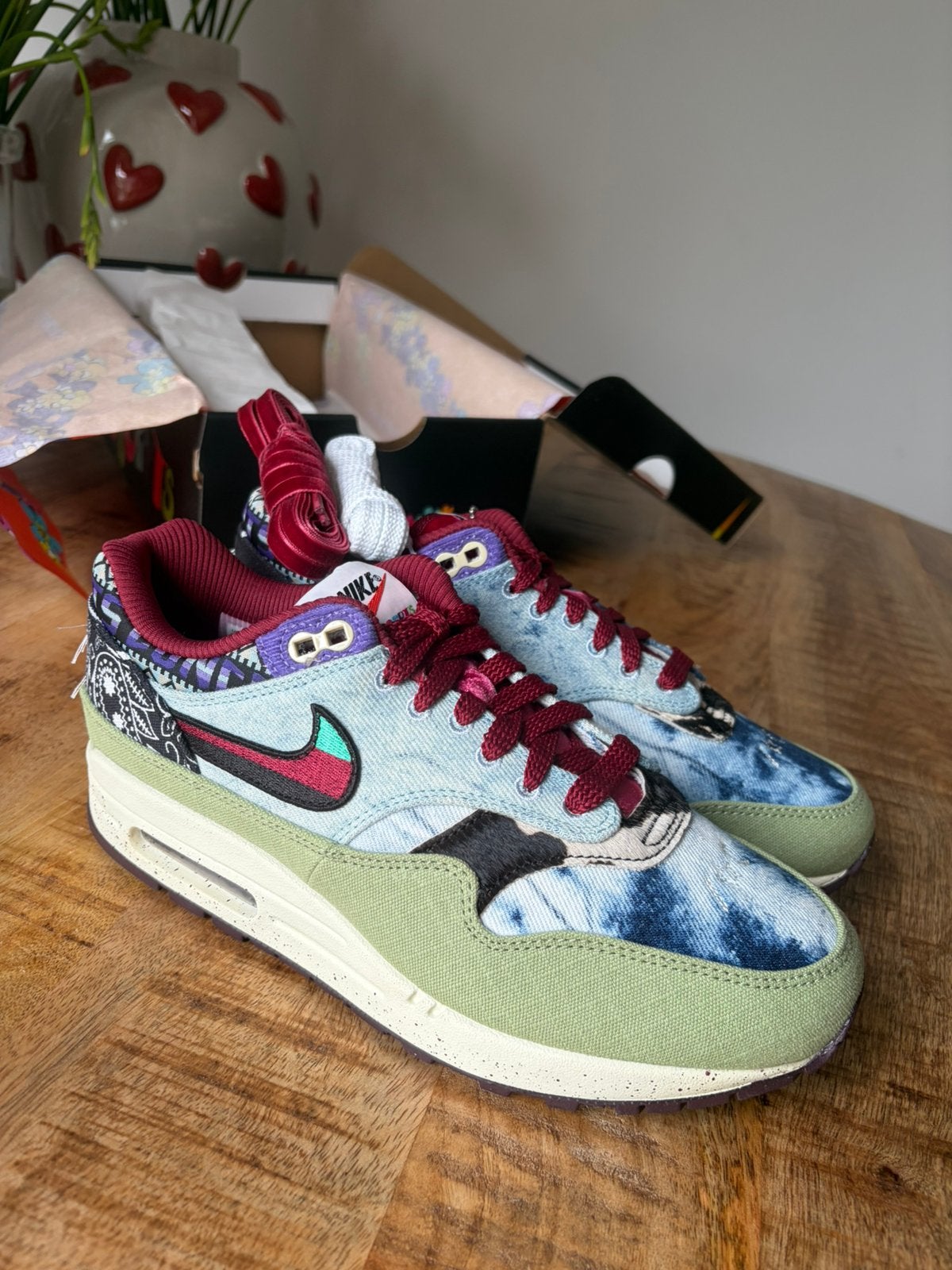 Nike Air Max 1 Concepts Mellow maat 7,5 40,5, Ophalen, Zo goed als nieuw, Overige kleuren, Sneakers of Gympen