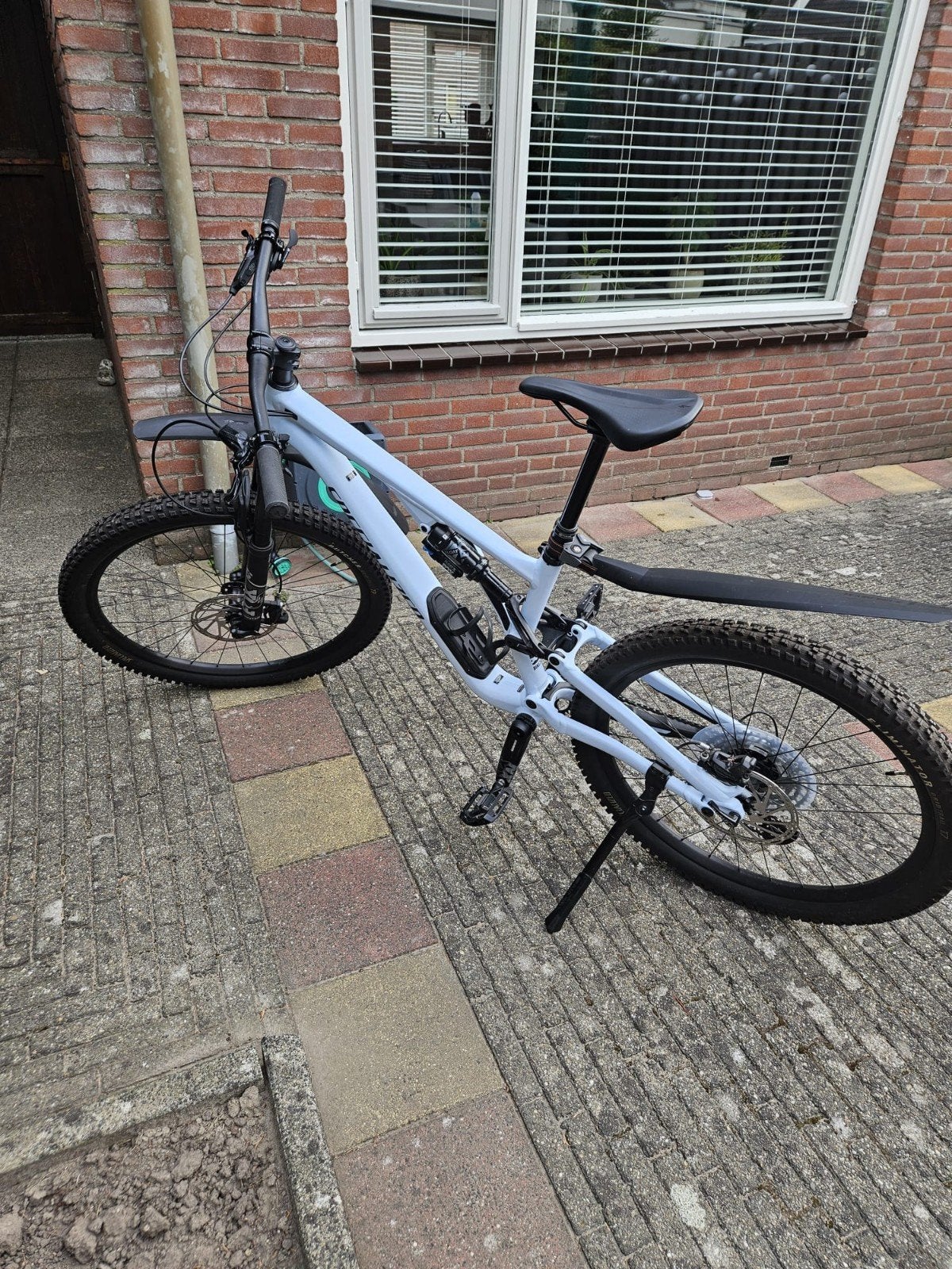 Specialized Stumpjumper EVO Comp Alloy, Fietsen en Brommers, Fully, 45 tot 49 cm, Zo goed als nieuw, Schijfrem