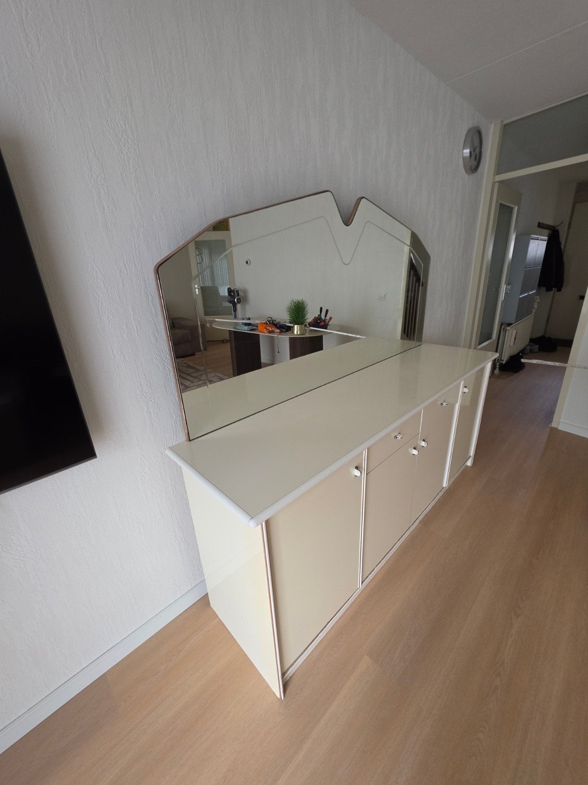 Vintage dressoir met spiegel in crème kleur, Ophalen