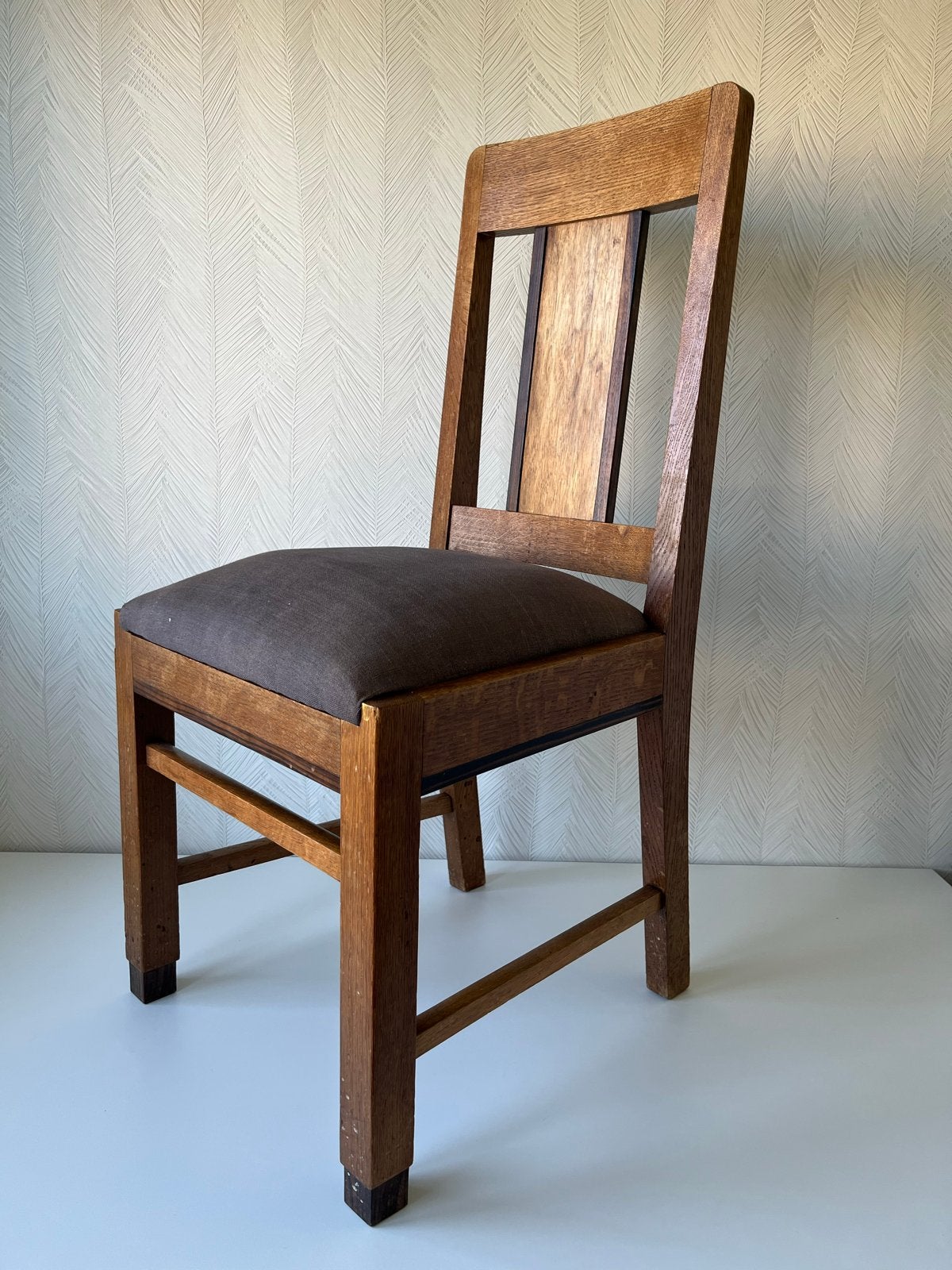 Vier antieke eetkamerstoelen uit Middelburg, ca. 1930, Ophalen