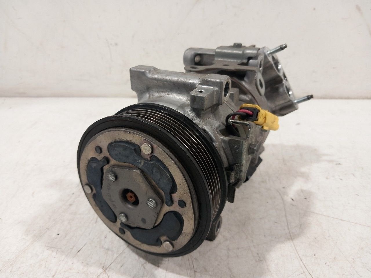 Airco pomp Opel Corsa, Onderdelen@venauto.nl, Van der Ven Autorecycling B.V., Gebruikt, Ettenseweg 76, 4706 PB Roosendaal, The Netherlands