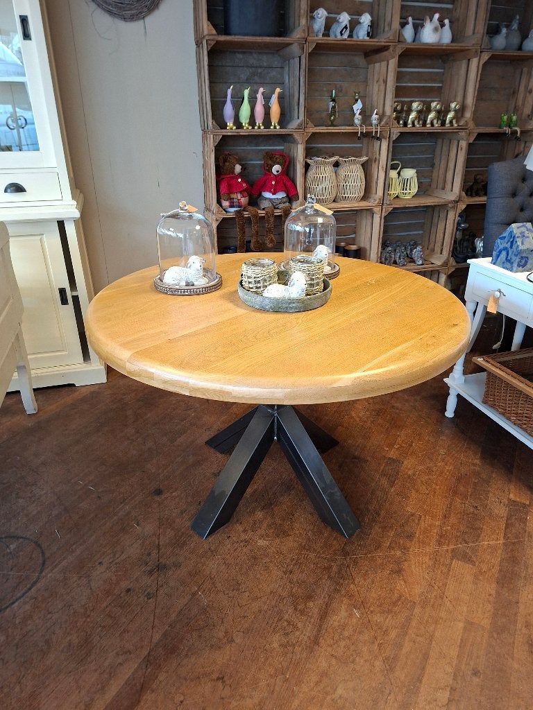 *SALE* Ronde eikenhouten eettafel Matrix poot, Huis en Inrichting, Tafels | Eettafels, Ophalen, Zo goed als nieuw, 100 tot 150 cm
