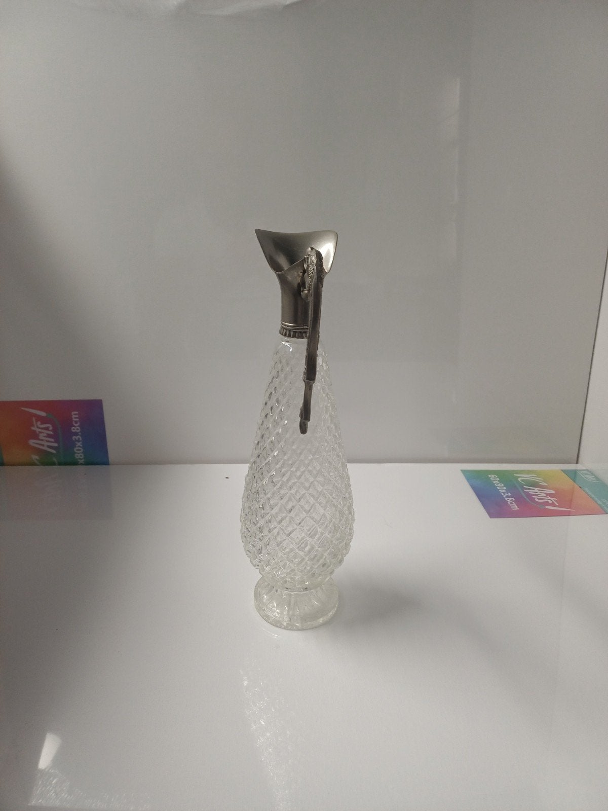 Vintage glazen karaf met metalen handvat, Ophalen