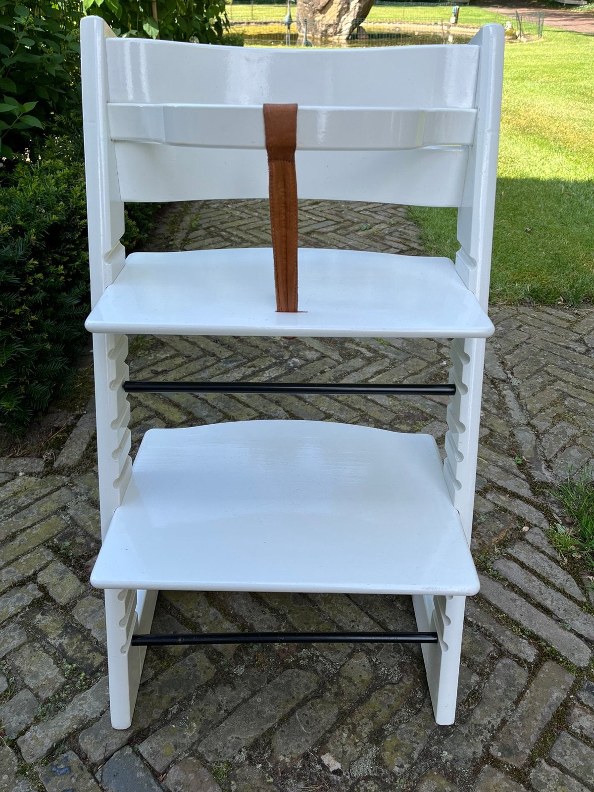 Tripp Trapp Stokke kinderstoel wit nieuw model, Ophalen, Zo goed als nieuw, Meegroeistoel, Aanschuifbaar