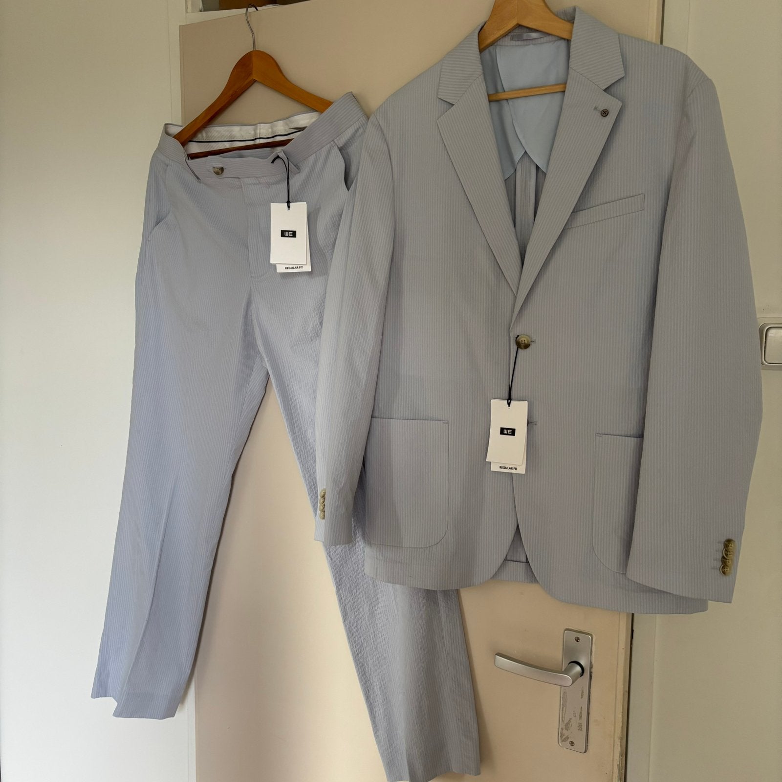 WE blazer en pantalon lichtblauw seersucker katoen maat 48, Ophalen of Verzenden, Zo goed als nieuw, Maat 48/50 (M), Blauw