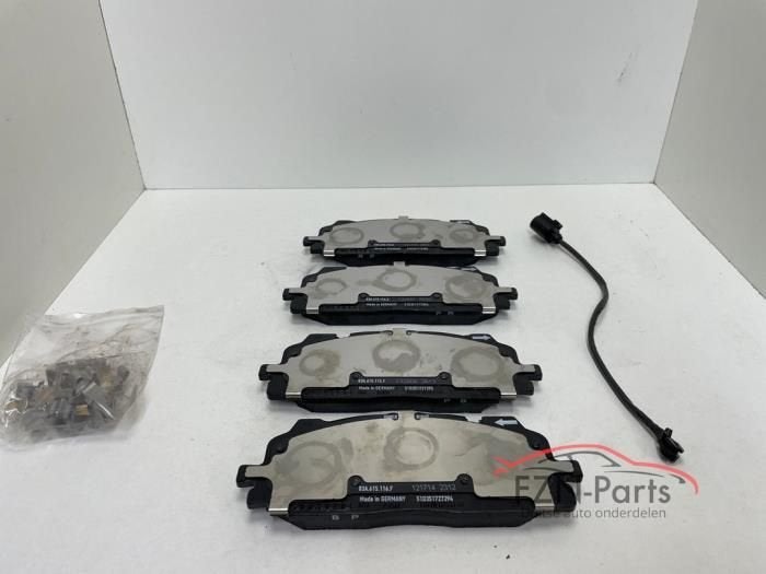 Audi RS3 RSQ3 8Y 83A Remblokken set 4x voorzijde origineel, Auto-onderdelen, Ophalen of Verzenden, Gebruikt