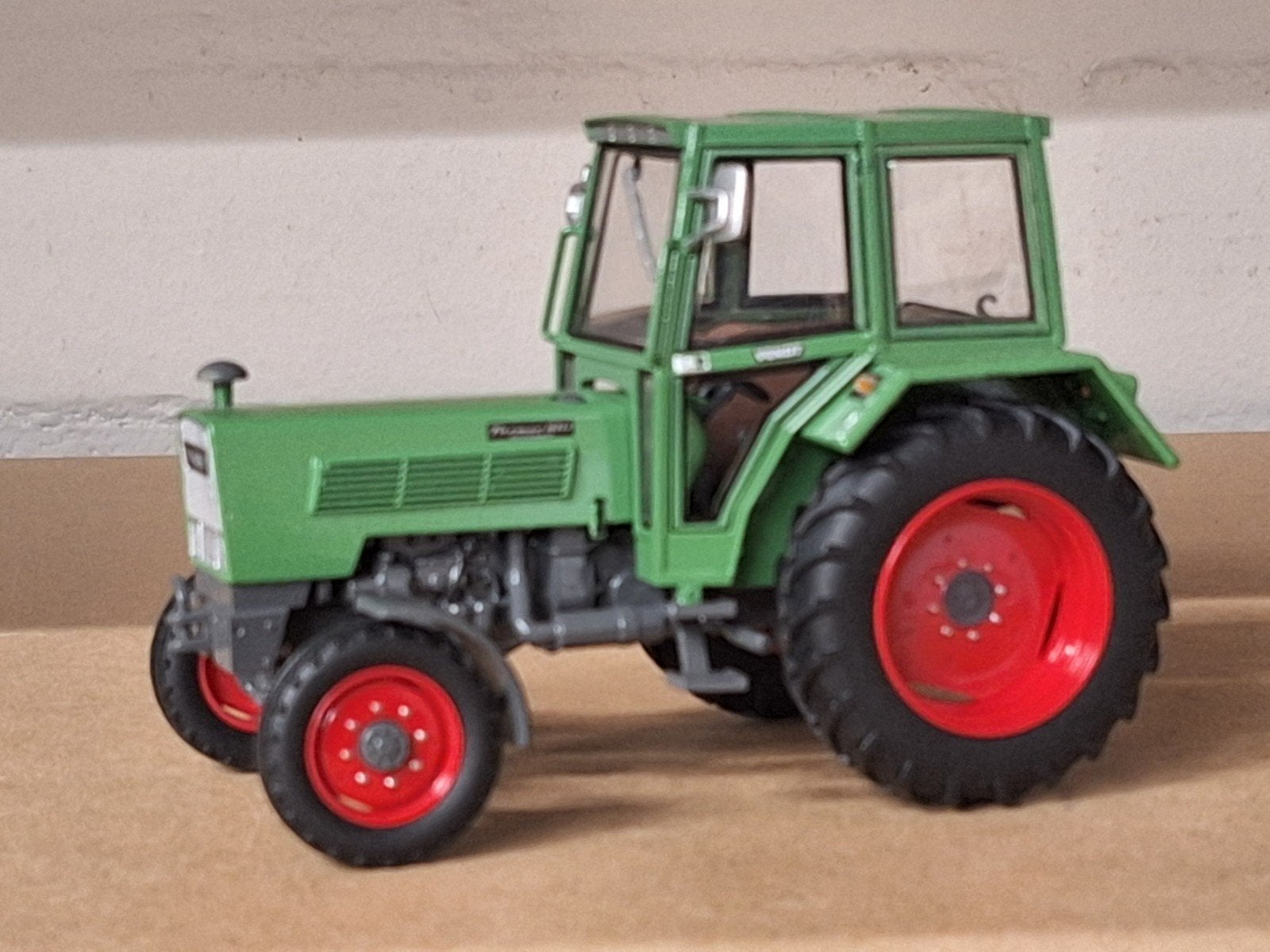 Fendt Farmer 108 LS met Edscha Cabine, Hobby en Vrije tijd, Tractor of Landbouw, Ophalen of Verzenden, Zo goed als nieuw, UH