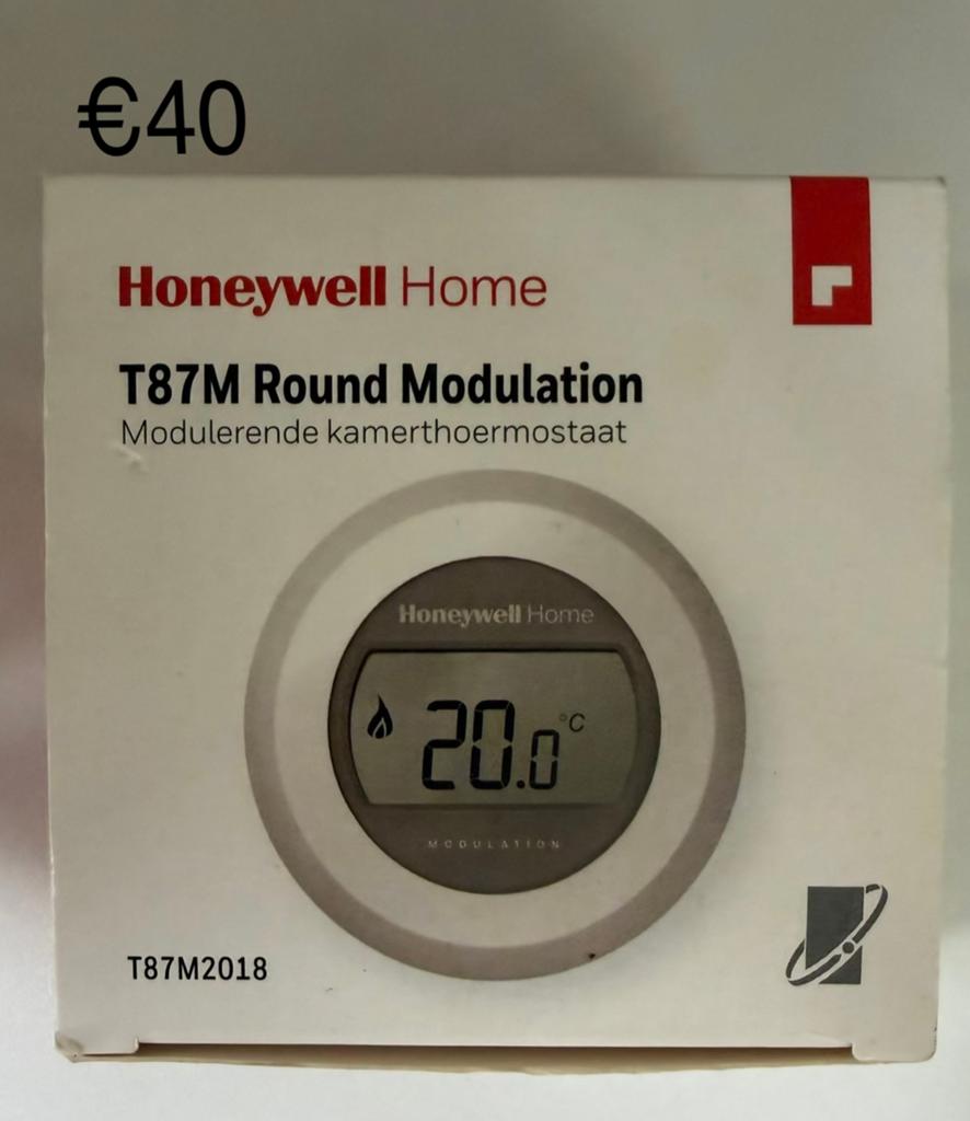 Round Modulation en radiatorknop prijzen op de foto, Ophalen of Verzenden, Zo goed als nieuw