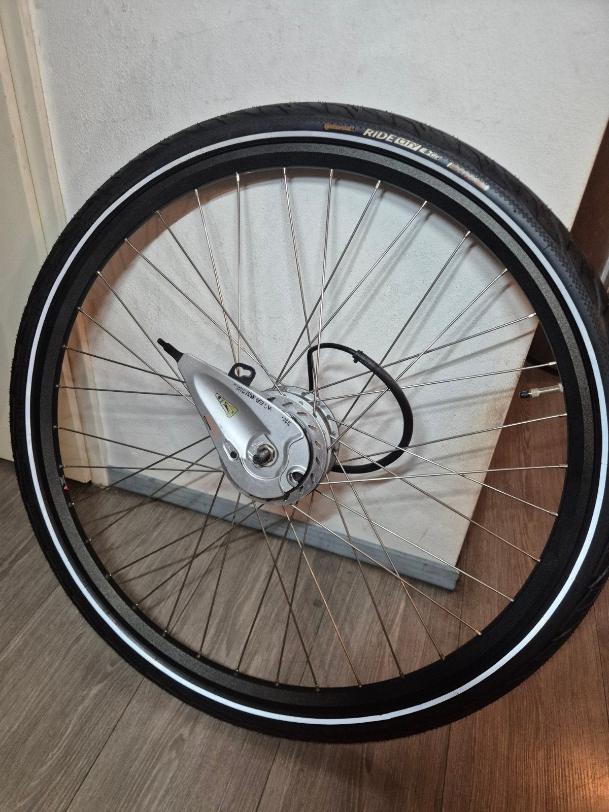 Cortina Sportdrive 36v Voorwielmotor met rollerbrake en band, Fietsen en Brommers, Ophalen of Verzenden, Zo goed als nieuw, Band