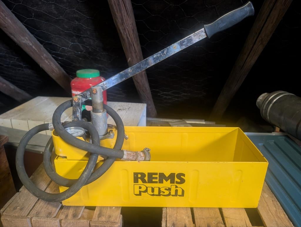 REMS Push handmatige druktestpomp, Ophalen of Verzenden, Gebruikt