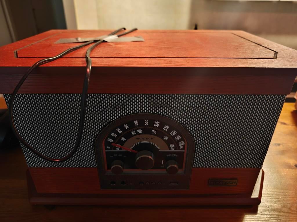 Ricatech Platenspeler met Radio, USB, AUX en Koptelefoon, Ophalen