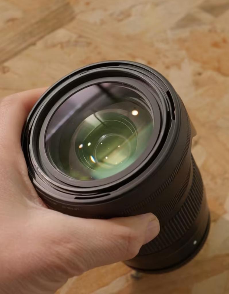 SIGMA 28-70mm F2.8 DG DN C met factuur en garantie, Ophalen of Verzenden, Zo goed als nieuw, Overige typen
