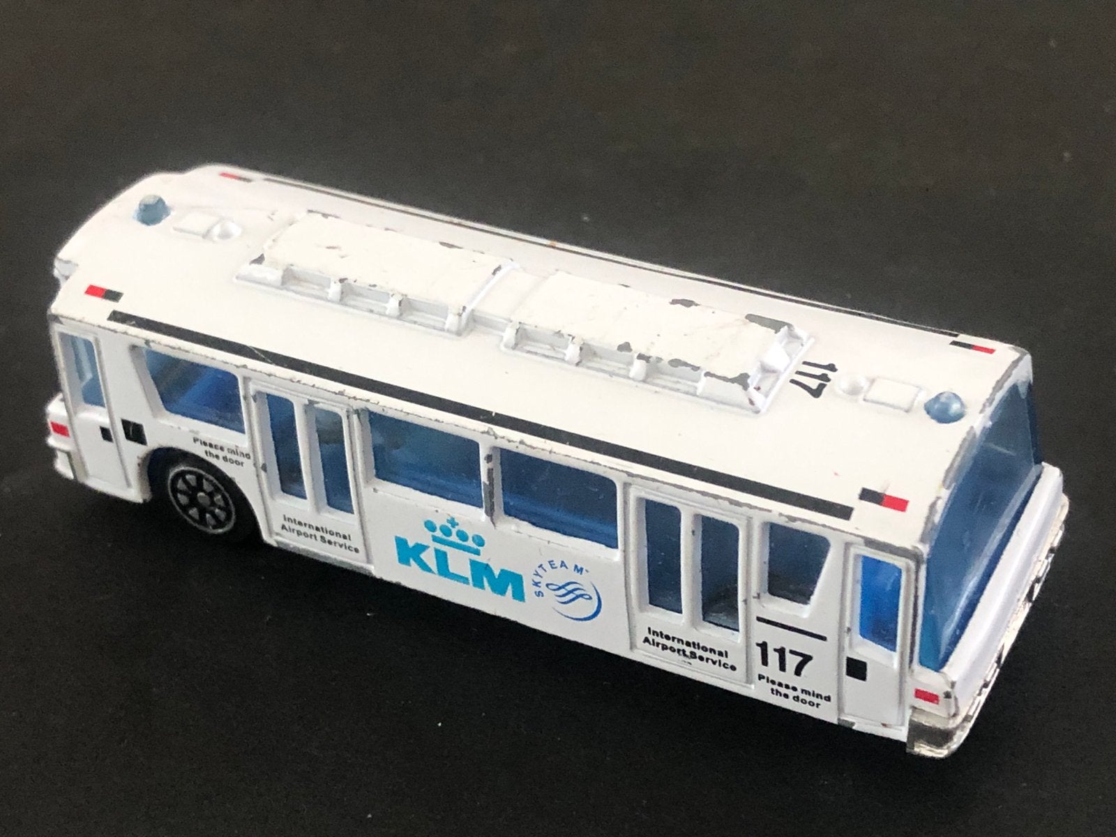 Welly KLM Airport Service Bus Schaalmodel, Overige merken, Gebruikt, 1:50 of kleiner, Overige typen