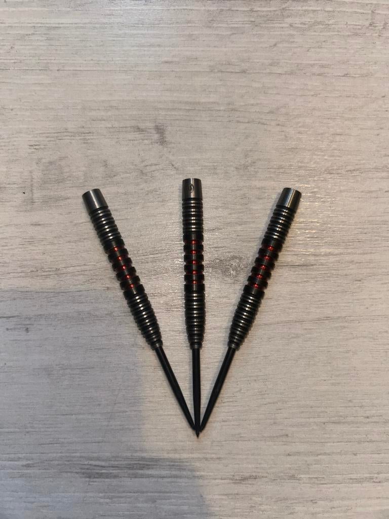 Winmau Joe Cullen dartpijlen - 21 gram, Sport en Fitness, Darts, Ophalen of Verzenden, Zo goed als nieuw, Pijlen