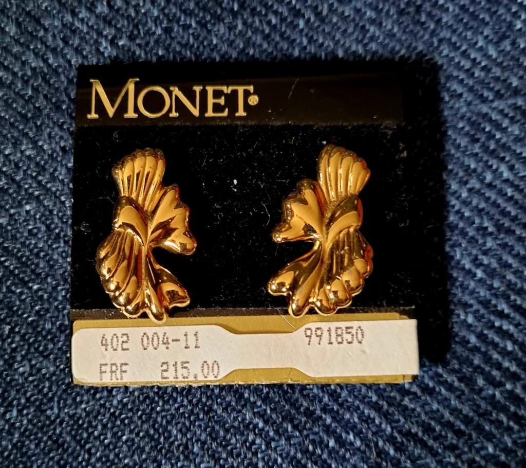 NIEUWE MONET CLIP ON VERGULDE OORBELLEN UIT  JAREN 80, Overige materialen, Nieuw, Ophalen of Verzenden, Knopjes of Stekers