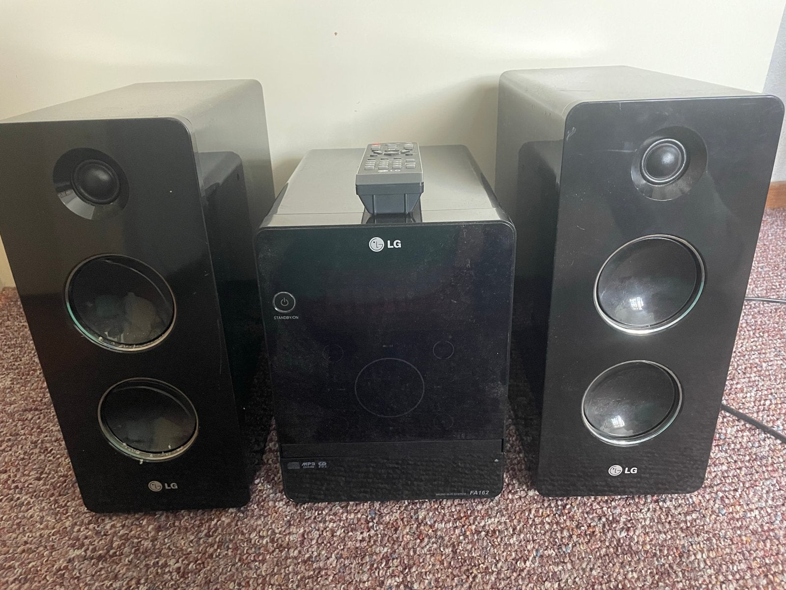 LG Micro Hi-Fi Systeem met Speakers en Afstandsbediening, Overige merken, Gebruikt, Ophalen of Verzenden, Microset