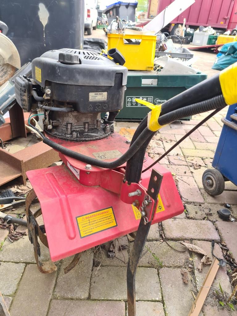 Krachtige grondfrees DG350 - Ideaal voor tuinwerk, Ophalen of Verzenden, Gebruikt