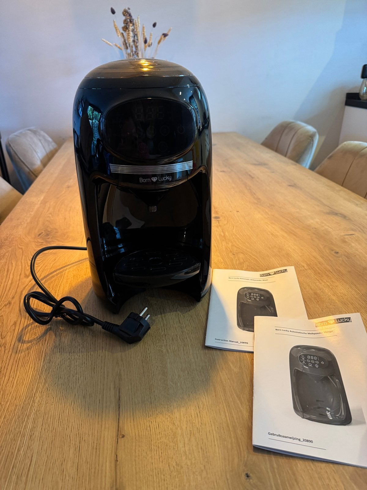 Nieuw!! Born Lucky baby melkmachine, Ophalen of Verzenden, Nieuw, Babyvoedingmaker