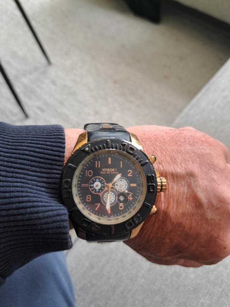 Kyboe horloge 55mm met scheurtje in band, Overige merken, Kunststof, Gebruikt, Polshorloge