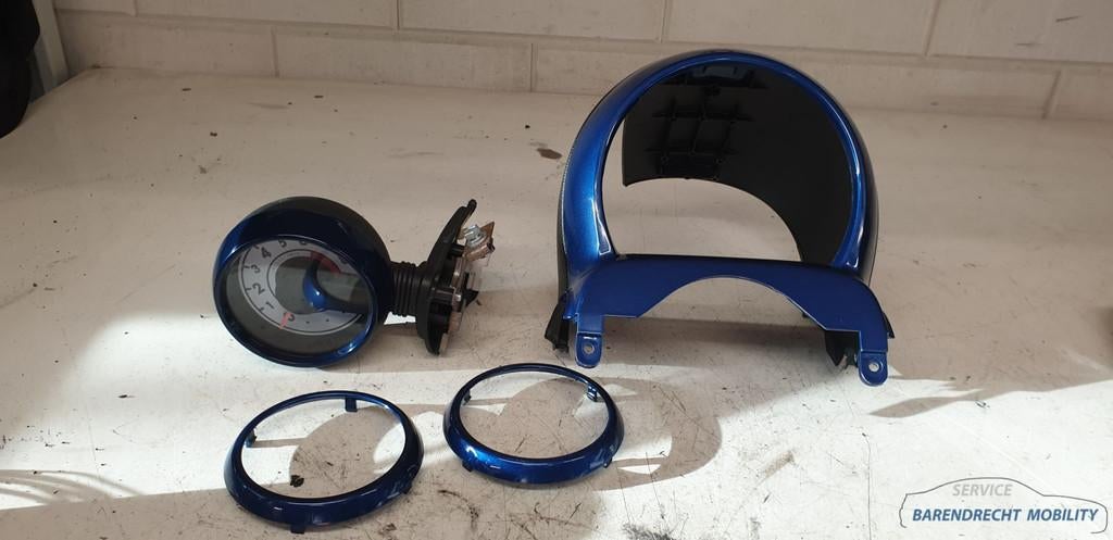 Toerenteller + afdekkap en ringen Aygo C1 107 BLAUW 83270-0H, Auto-onderdelen, Info@toyota.co.jp, Gebruikt, Citroën, Toyota Motor Corporation
