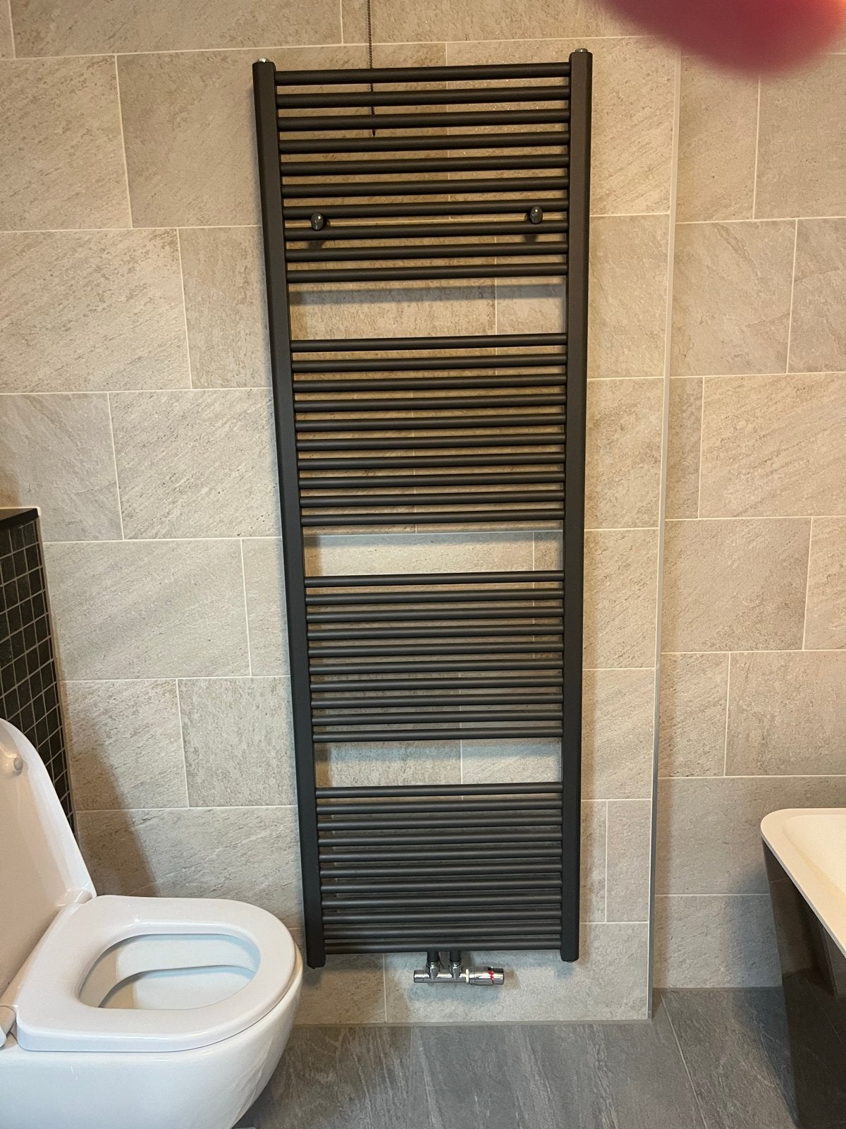 Donkergrijze designradiator 60x185 cm voor badkamer, Ophalen, Hoog rendement (Hr), Radiator, Zo goed als nieuw