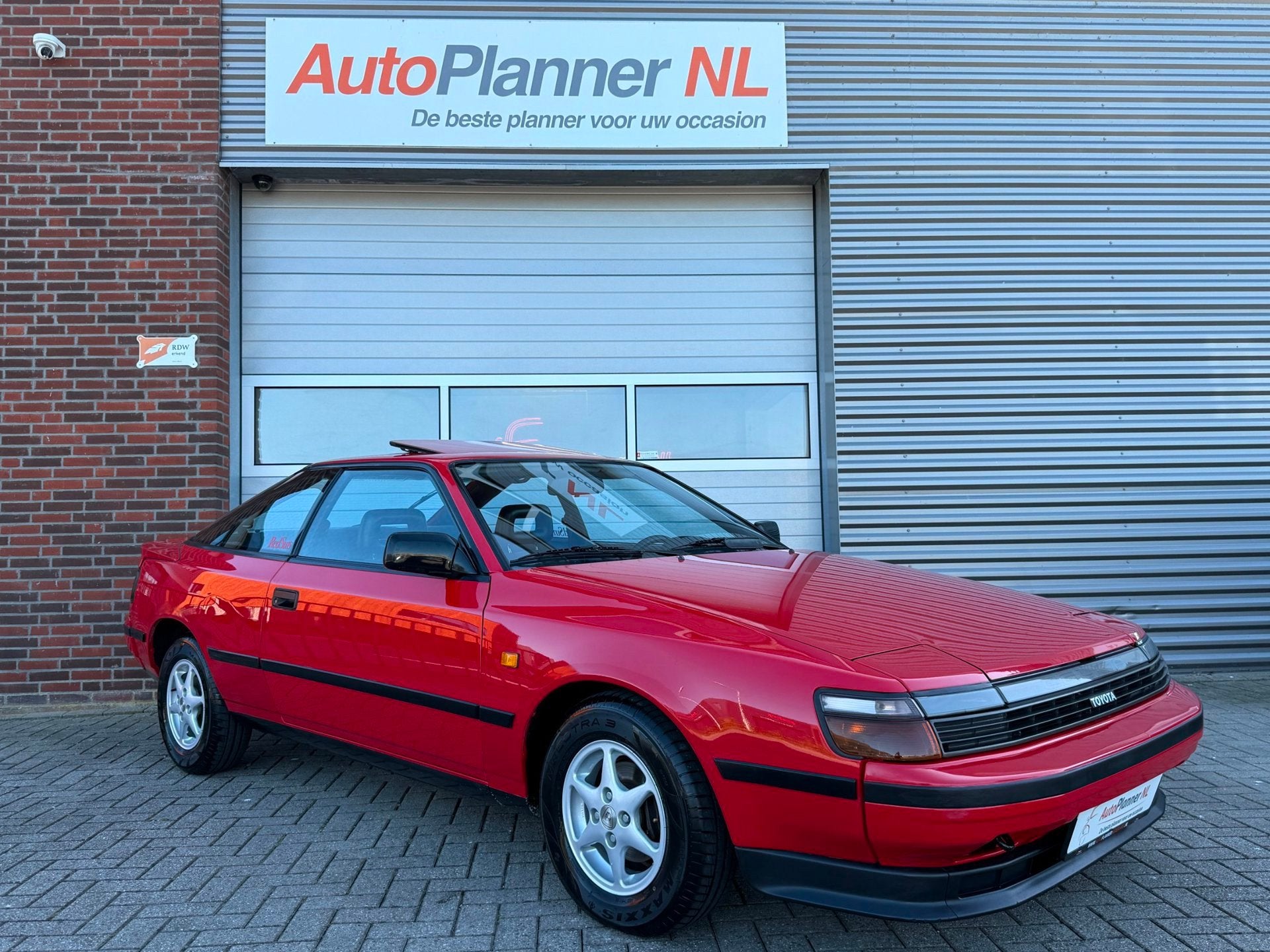 Toyota Celica 1.6 GT! Lage kmstand! Schuifdak!, Auto's, Voorwielaandrijving, Stof, Gebruikt, 4 cilinders