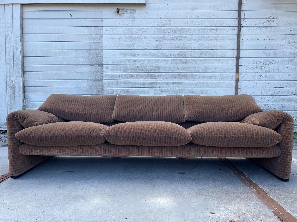 1970s Vintage sofa Cassina Maralunga, Driepersoons, 75 tot 100 cm, Ophalen of Verzenden, Zo goed als nieuw