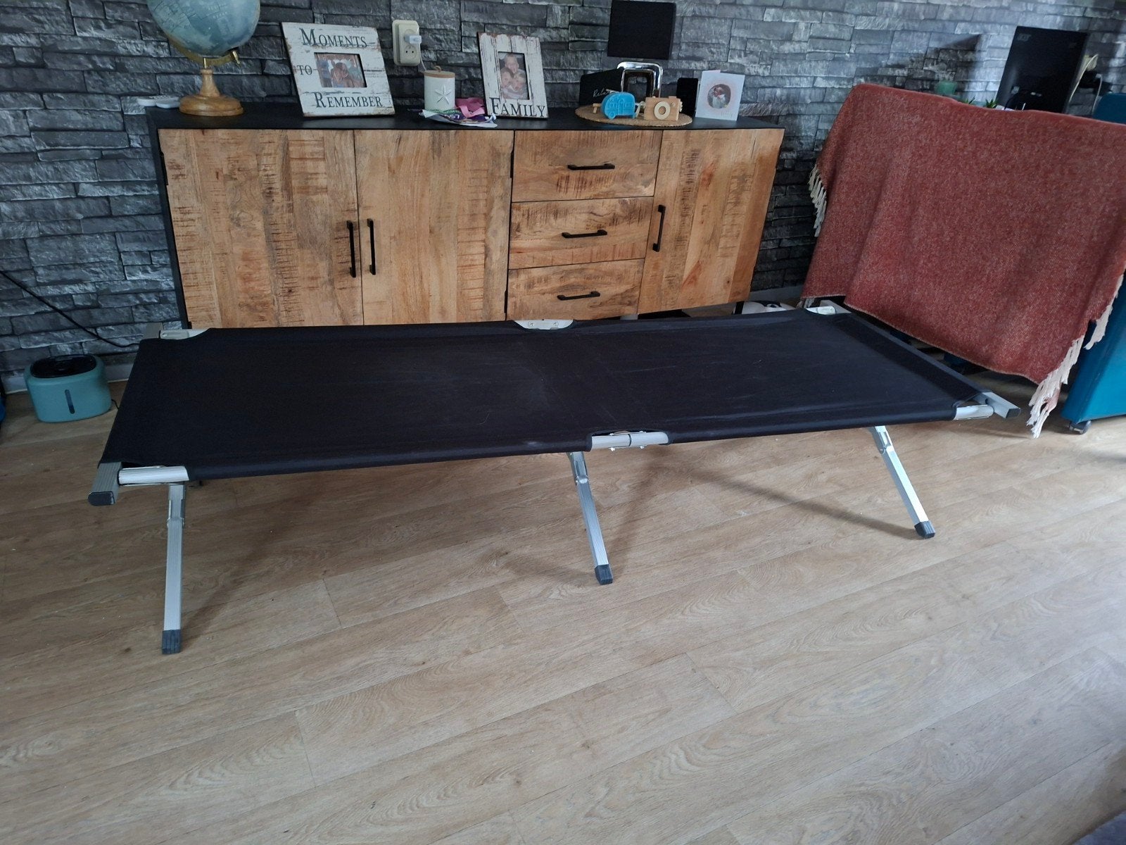 Opvouwbaar veldbed / campingbed, Ophalen, Gebruikt