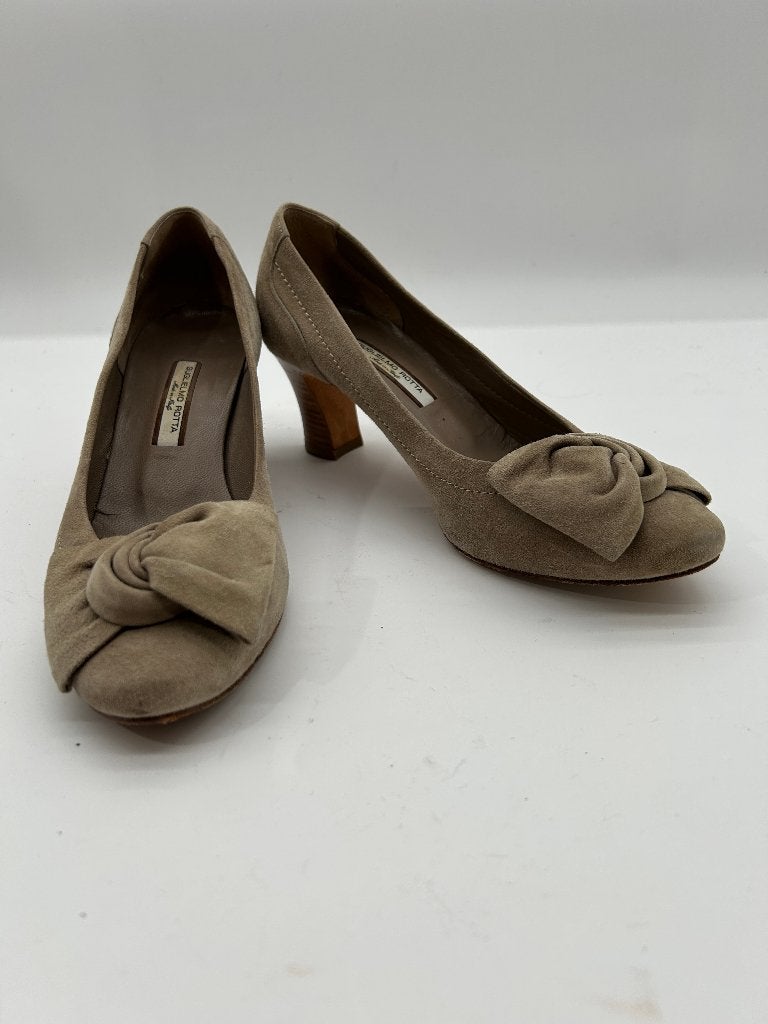 Guglielmo Rotta, maat 36, beige pumps op kitten heel, Verzenden, Beige, Schoenen met hoge hakken, Guglielmo Rotta
