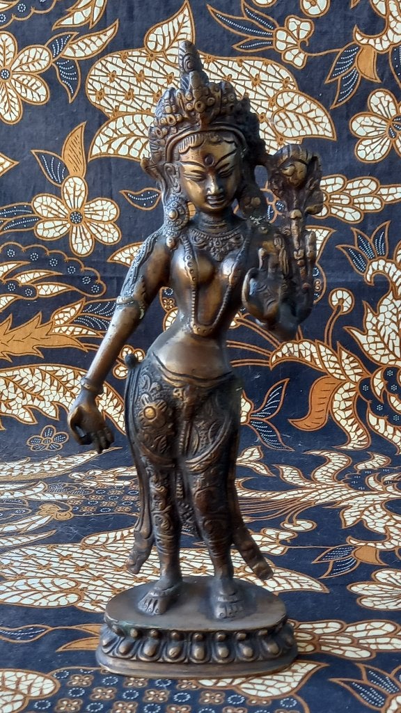 Mooi zwaar antiek brons beeld uit India van een Devi 29,8 cm, Antiek en Kunst, Handgemaakt, India, Ophalen of Verzenden, Brons