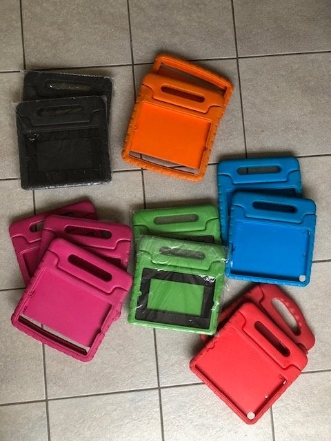 Ipad hoezen voor iPads A1474  A1566  A2197  A1893  A1822, 10 inch, Gebruikt, Bescherming voor- en achterkant, Ophalen of Verzenden