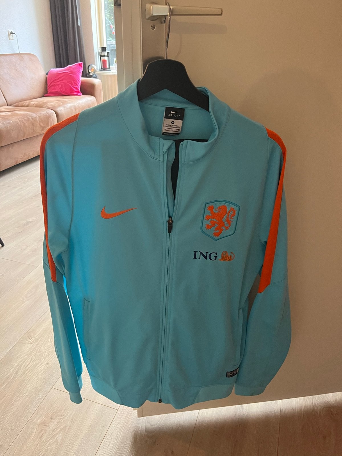 Nike Oranje Trainingspak - Jasje en Broek, Ophalen of Verzenden, Zo goed als nieuw