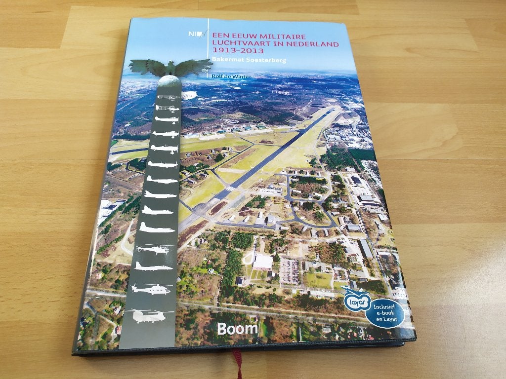 Een eeuw militaire luchtvaart in Nederland 1913-2013, Ophalen of Verzenden, Niet van toepassing, Gelezen, Luchtmacht