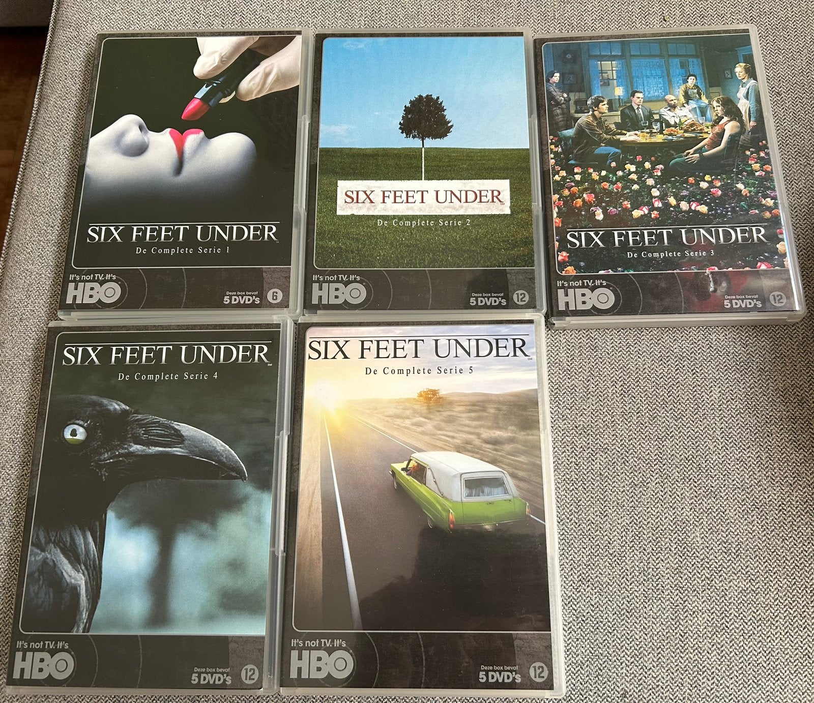 Complete Serie Six Feet Under, Bonusmateriaal, Engels, Nederlands, Overige genres