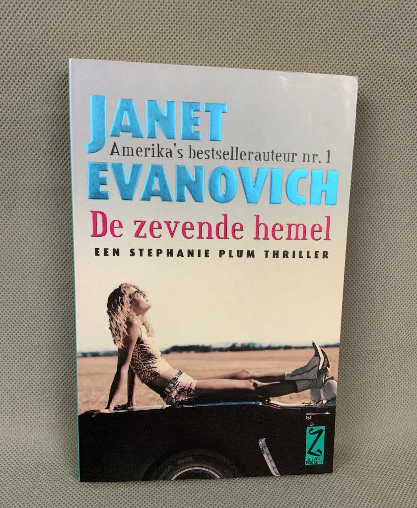 Boek / Thriller De zevende hemel - Janet Evanovich, Ophalen of Verzenden, Zo goed als nieuw, Janet Evanovich, Amerika