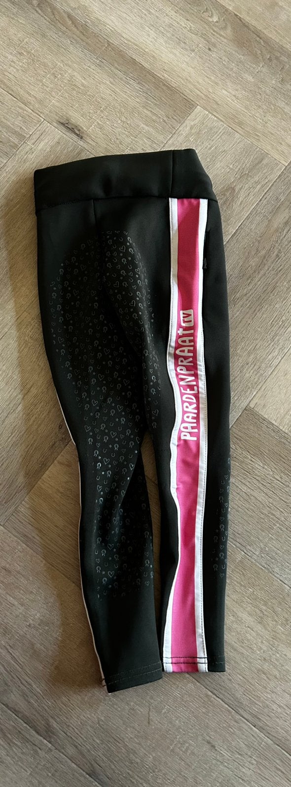 Paardenpraat tv rij legging 116, Dieren en Toebehoren, Paardrijkleding, Ophalen of Verzenden, Zo goed als nieuw, Kinderen, Overige maten