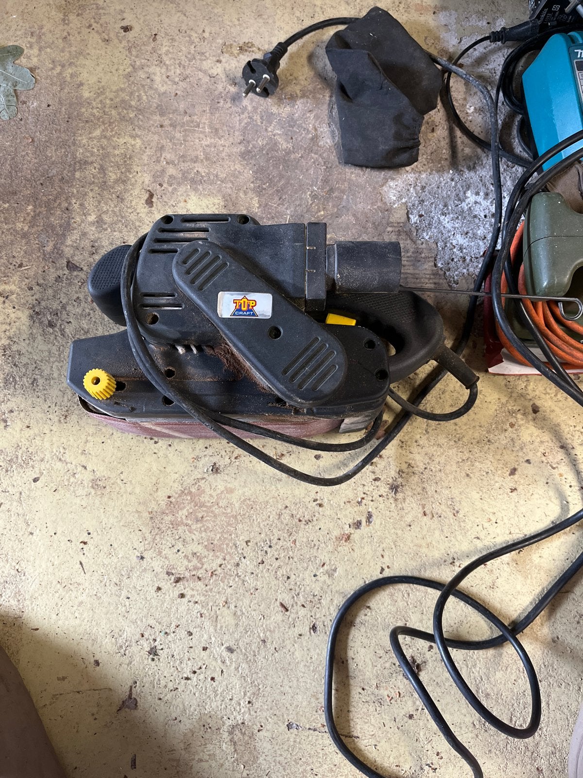 Bandschuurmachine Topcraft DMV-HB2102 850W, Doe-het-zelf en Verbouw, Gereedschap | Schuurmachines, Ophalen of Verzenden, Gebruikt