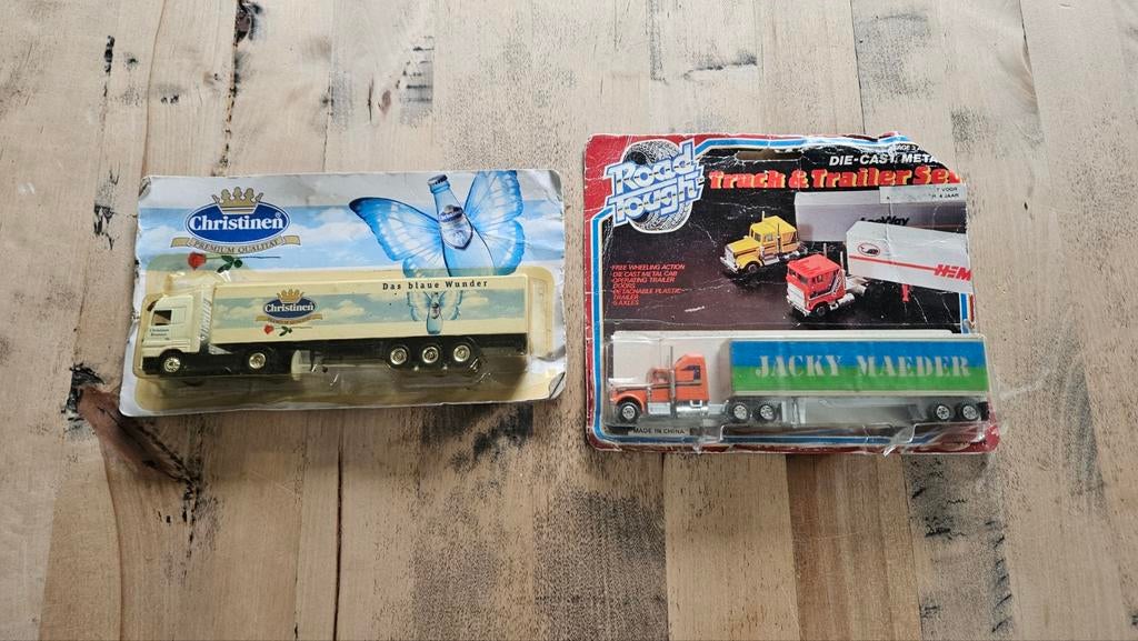 2 vrachtwagentjes in verpakking, schaal 1:87., Ophalen of Verzenden, Bus of Vrachtwagen, Overige merken