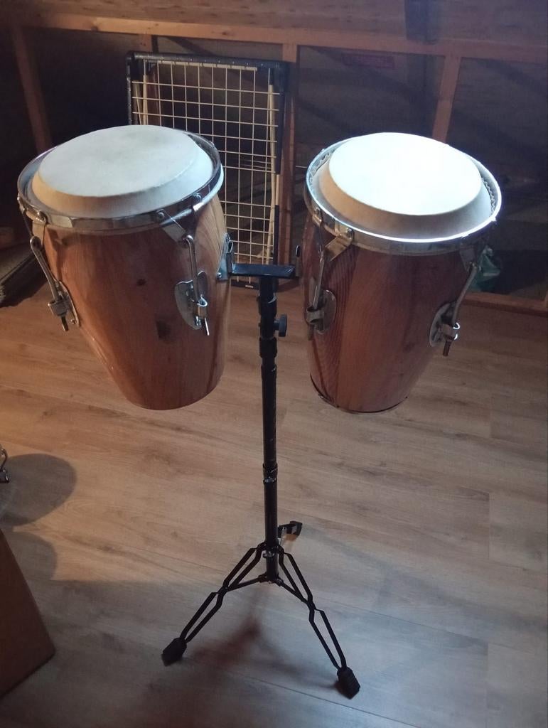 Conga set met standaard - Zo goed als nieuw, Ophalen of Verzenden, Zo goed als nieuw, Overige merken