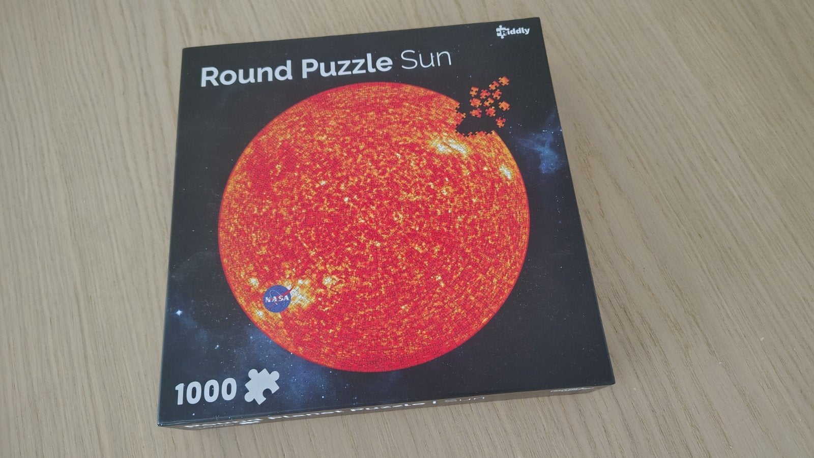 Zon ronde puzzel van 1000 stukjes., Hobby en Vrije tijd, Ophalen of Verzenden, 500 t/m 1500 stukjes, Zo goed als nieuw, Legpuzzel