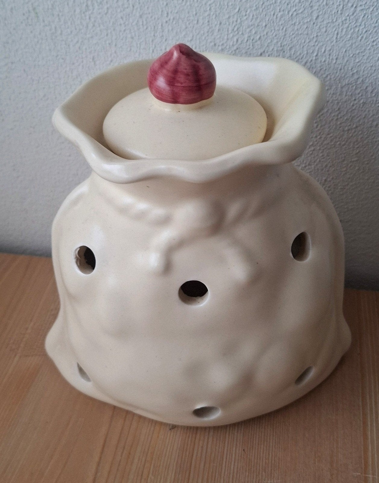 vintage Keramische Uien/Knoflook Pot - Crème met Rood Accent, Ophalen of Verzenden, Beige, Steen/keramiek, Landelijk