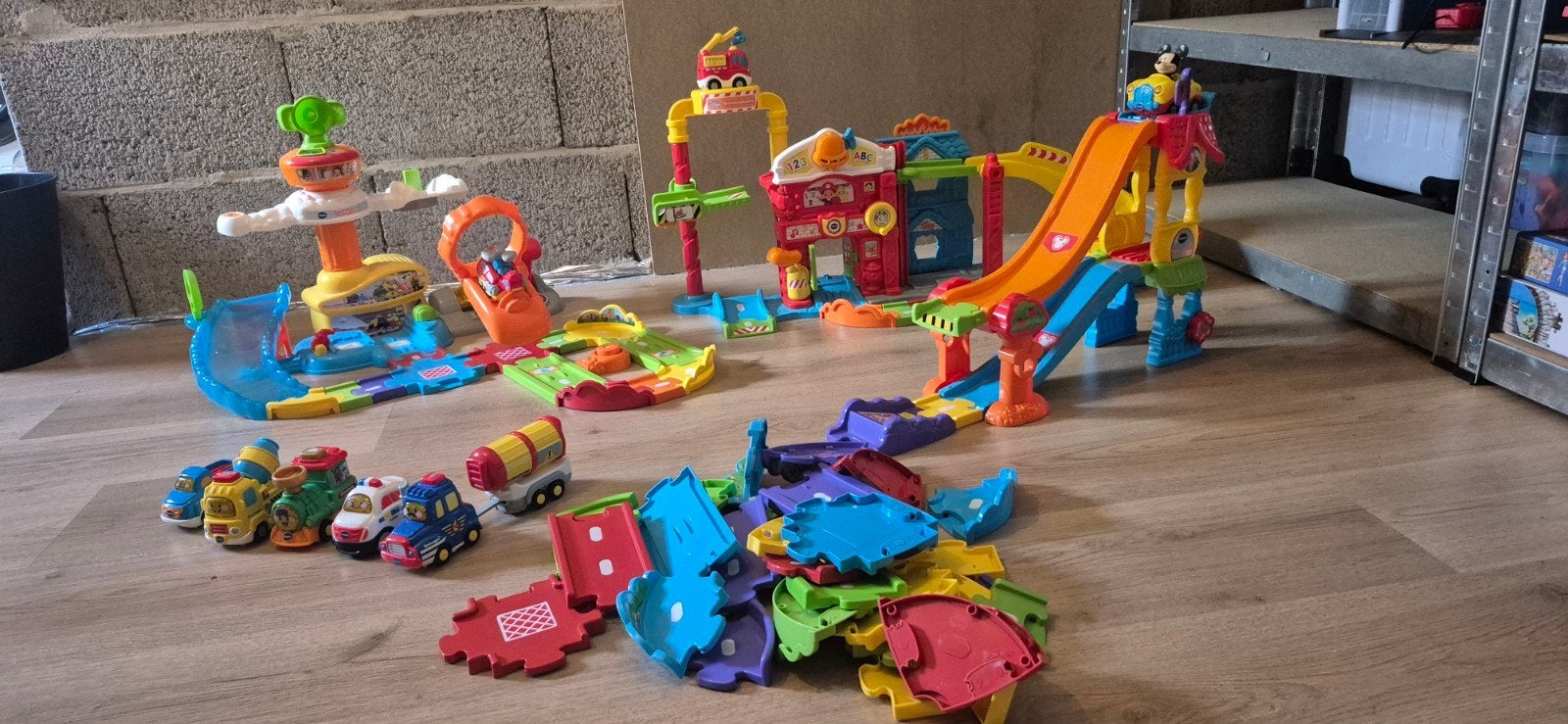 VTech Brandweer, Vliegbaan & Mickey Mouse Jump Set, Ophalen, Gebruikt, Jongen of Meisje